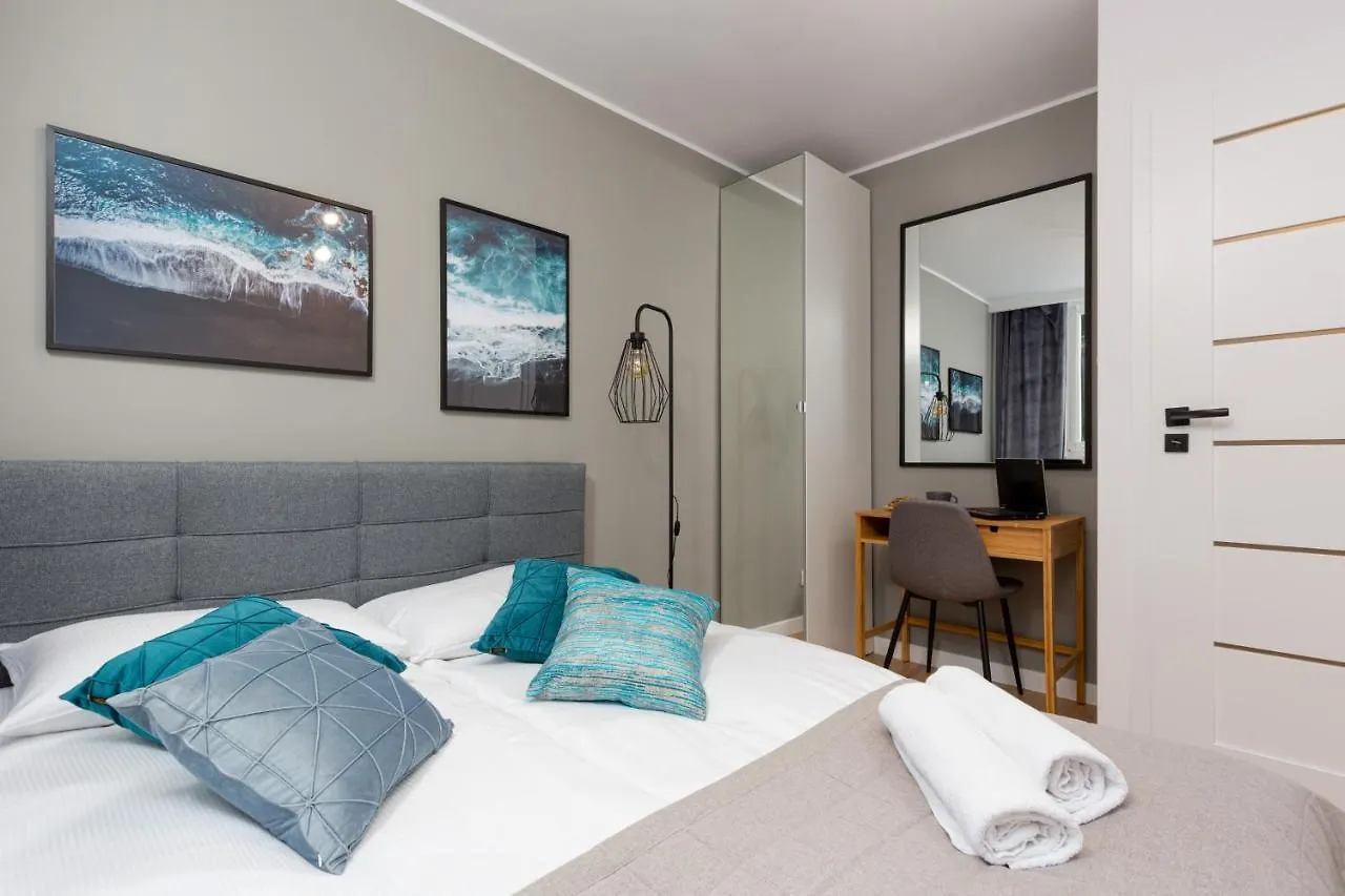 Beautiful Two-Bedroom Apartment Warsaw Bielany By Noclegi Renters 0*,