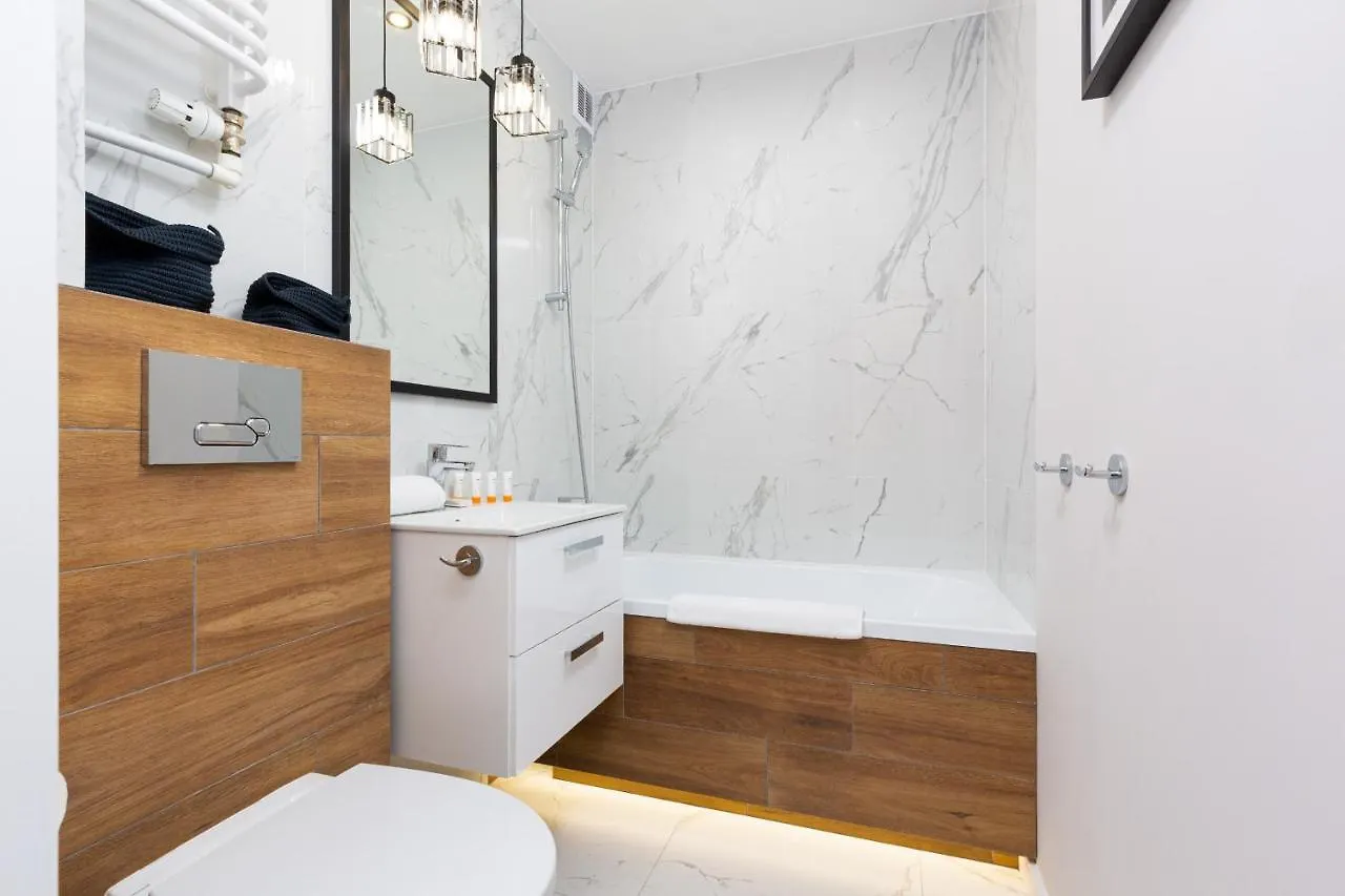 Beautiful Two-Bedroom Apartment Warsaw Bielany By Noclegi Renters